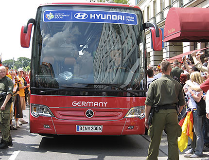 mannschaftsbus