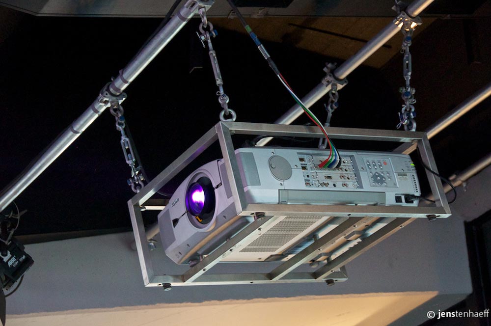 Orangelab, projector