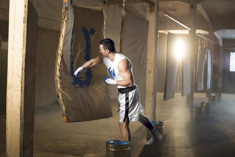 | Wladimir Klitschko boxt Font gegen Leseschwäche